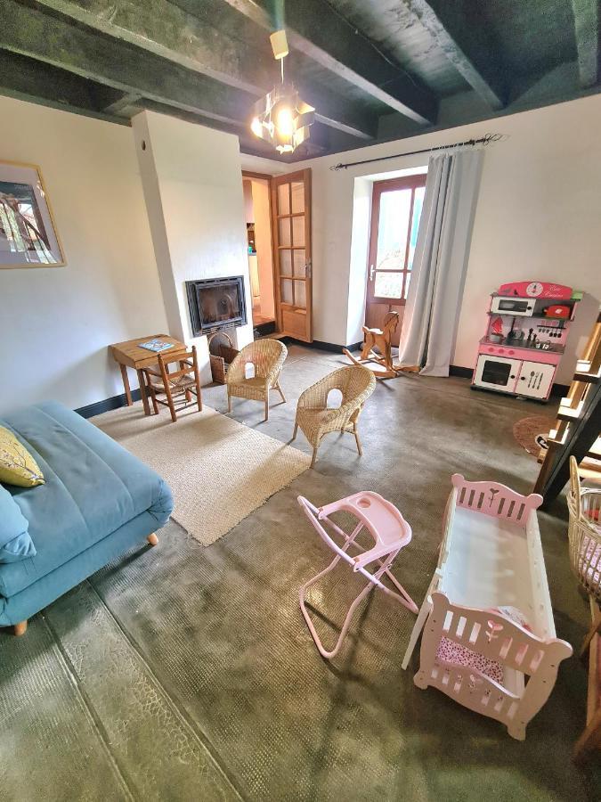 Вилла Le Terrier Maison De Campagne 250 M2 Grande Capacite 20 Couchages, 4500M2 De Terrain Saint-Pierre-du-Chemin Экстерьер фото