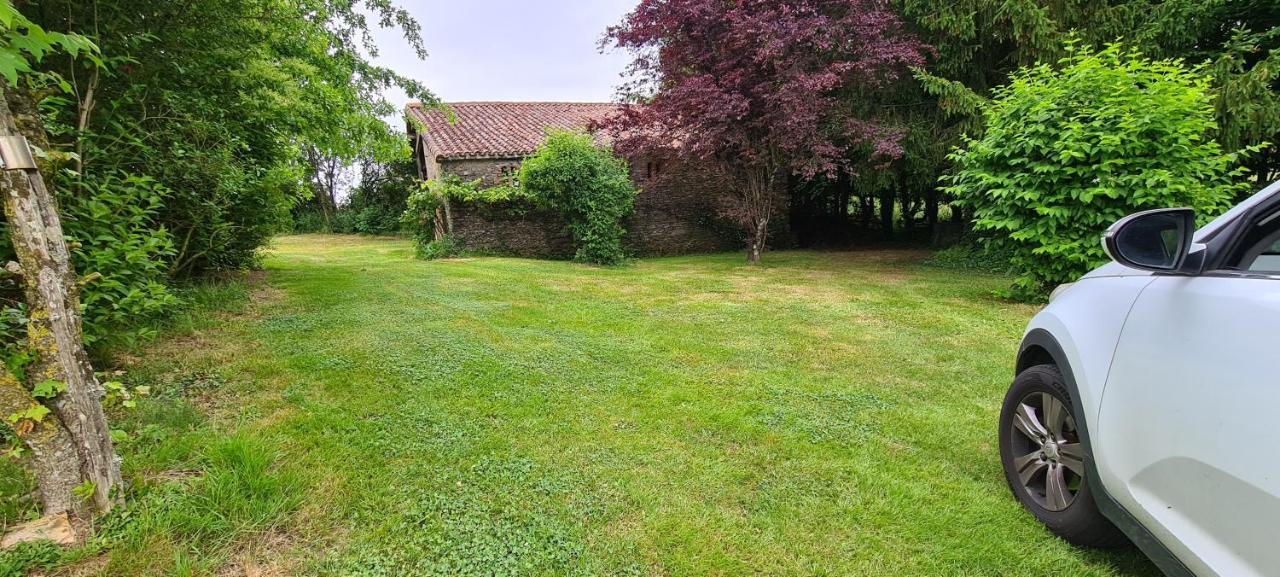 Вилла Le Terrier Maison De Campagne 250 M2 Grande Capacite 20 Couchages, 4500M2 De Terrain Saint-Pierre-du-Chemin Экстерьер фото